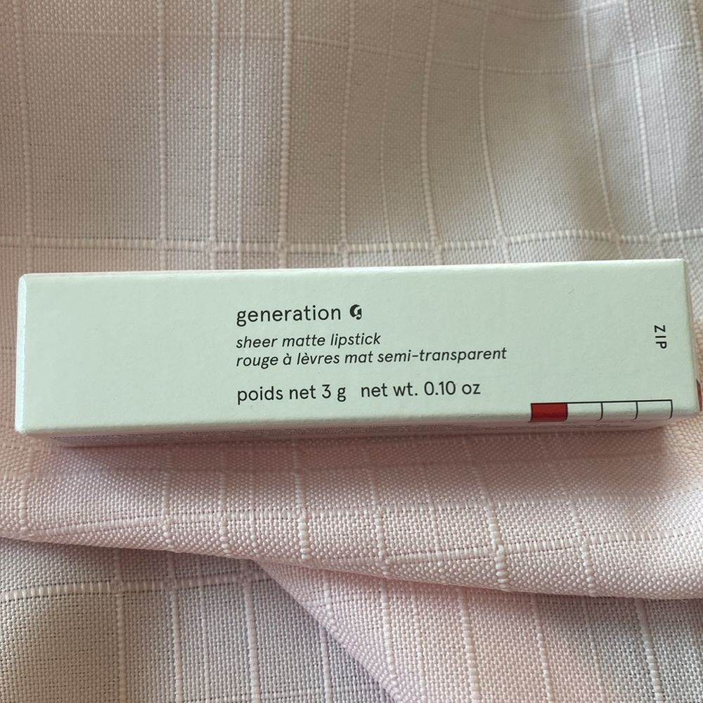 Glossier Generation G Sheer Matte Lipstick in ZIP - Picture 2 of 9